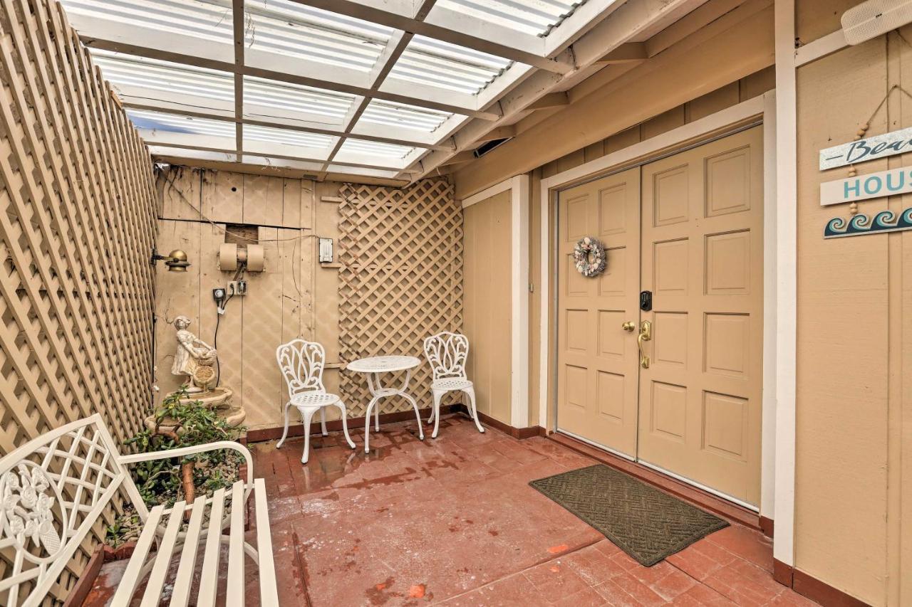 Вилла Retro House With Deck And Arroyo Grande View Экстерьер фото